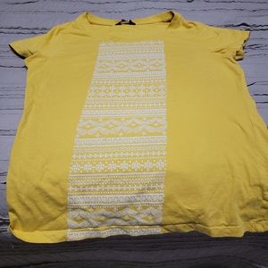 Max t-shirt with boho detail